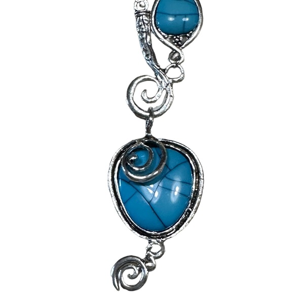 Asymmetrical Design Chunky Turquoise and Silver Necklace - Picture 5 of 6